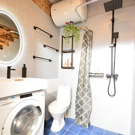 Апартаменти Lovely&cozy Authentic Atmosphere *